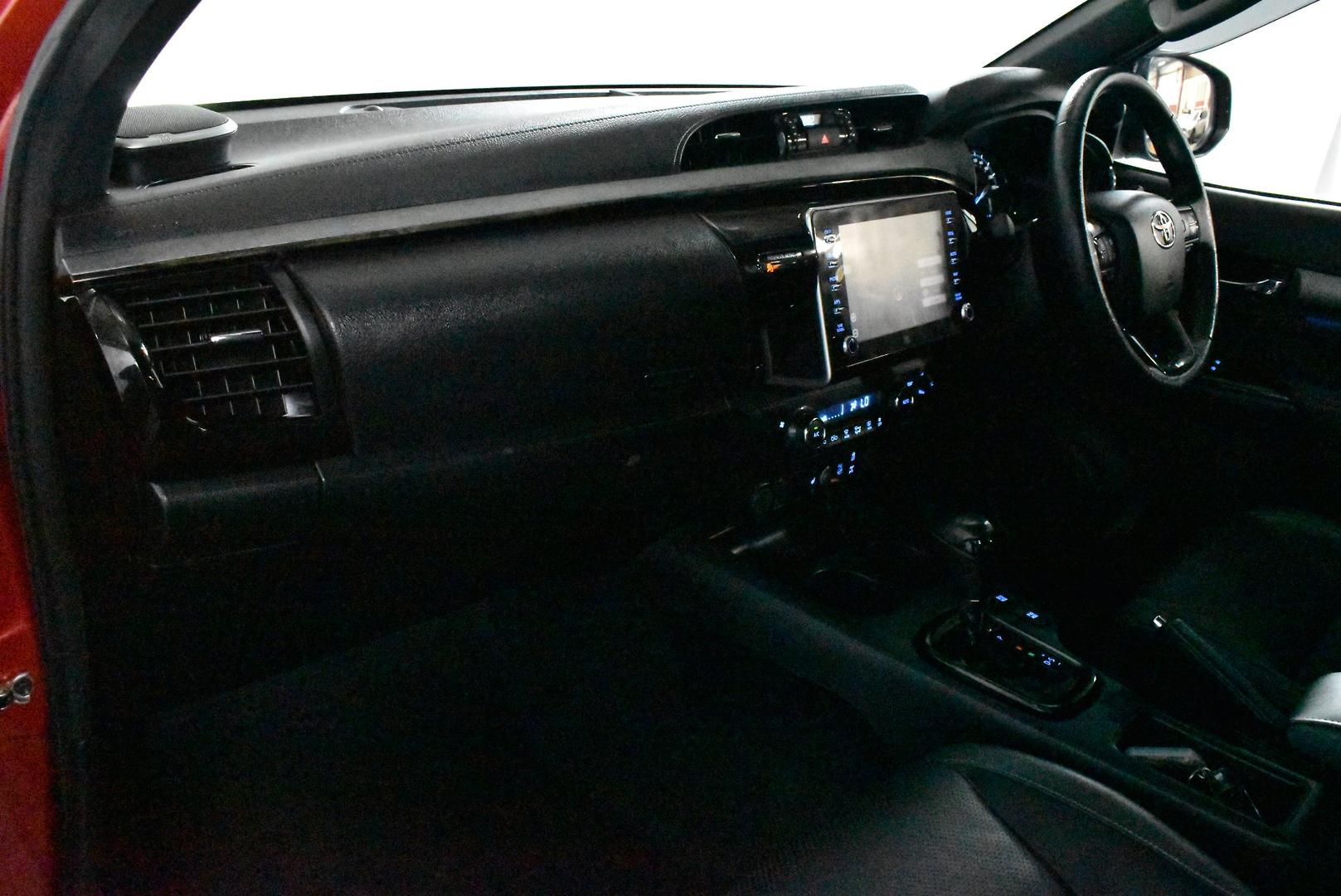 2021 Toyota Hilux Rogue — photo 6