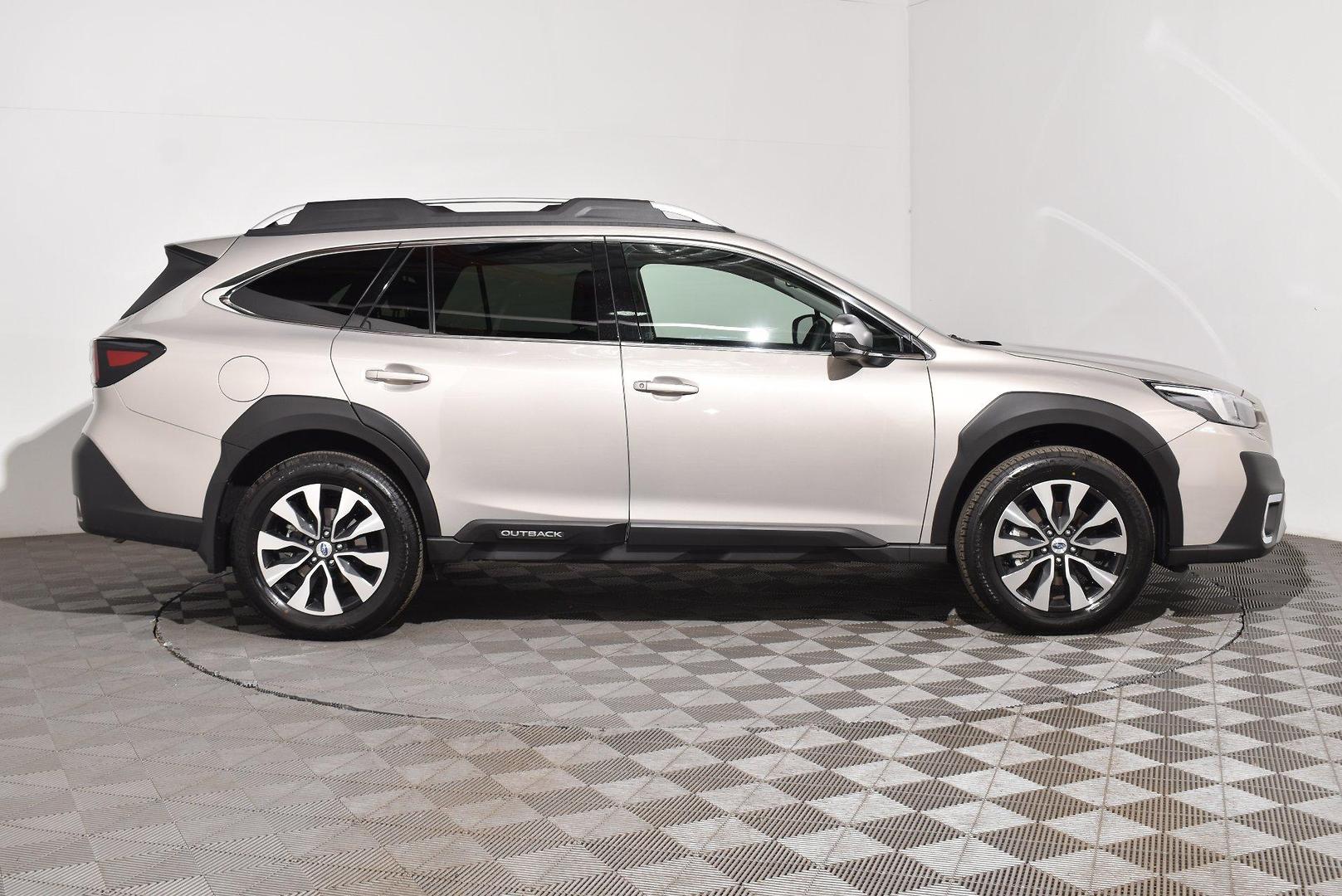 2024 Subaru Outback AWD Touring XT — photo 10