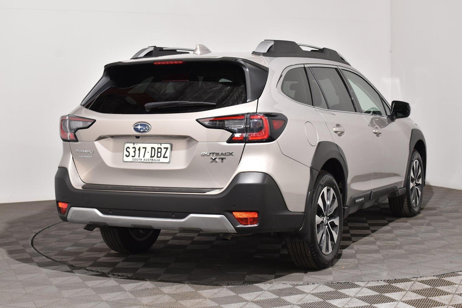 2024 Subaru Outback AWD Touring XT — photo 14