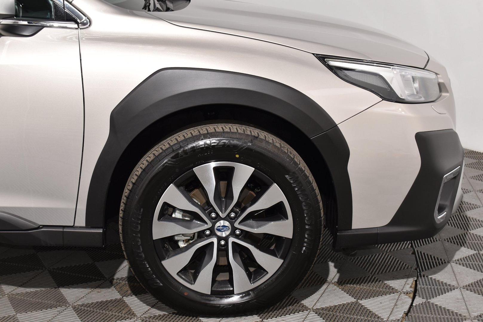 2024 Subaru Outback AWD Touring XT — photo 18