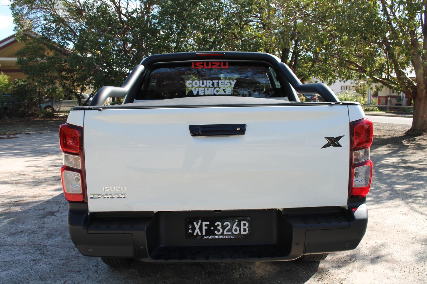 2025 Isuzu D-MAX XRIDER — photo 6