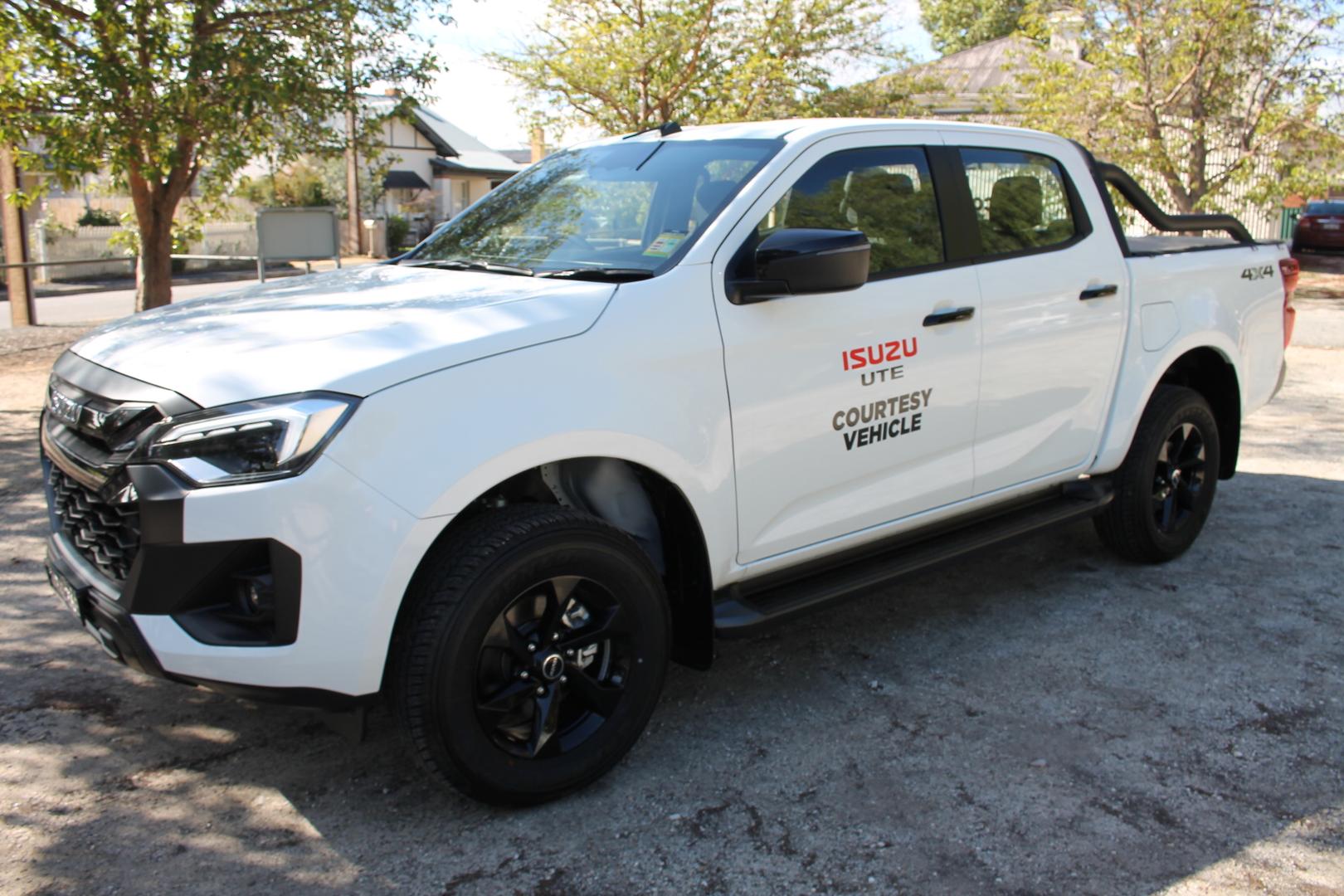 2025 Isuzu D-MAX XRIDER — photo 7