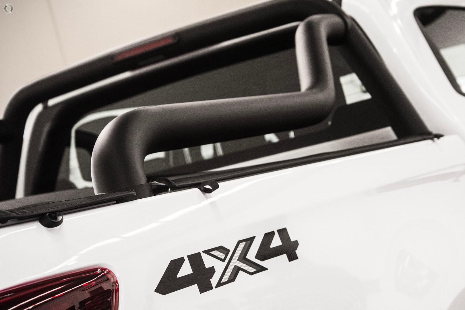 2025 Isuzu D-MAX XRIDER — photo 4