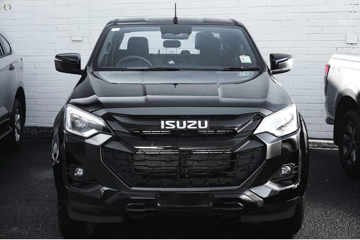 2026 Isuzu D-MAX XRIDER — photo 2