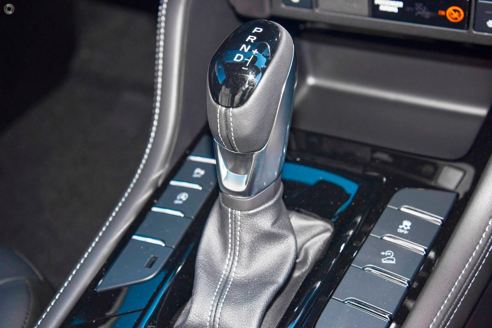 2026 Isuzu MU-X LST — photo 15