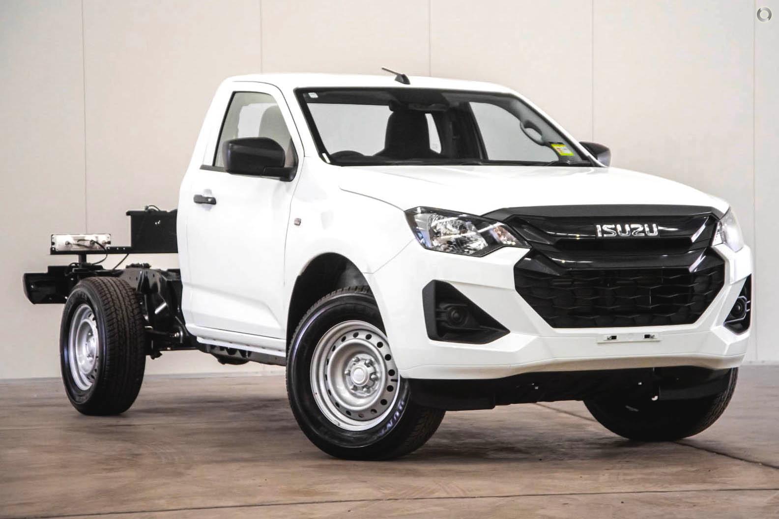 2026 Isuzu D-MAX SX — photo 1