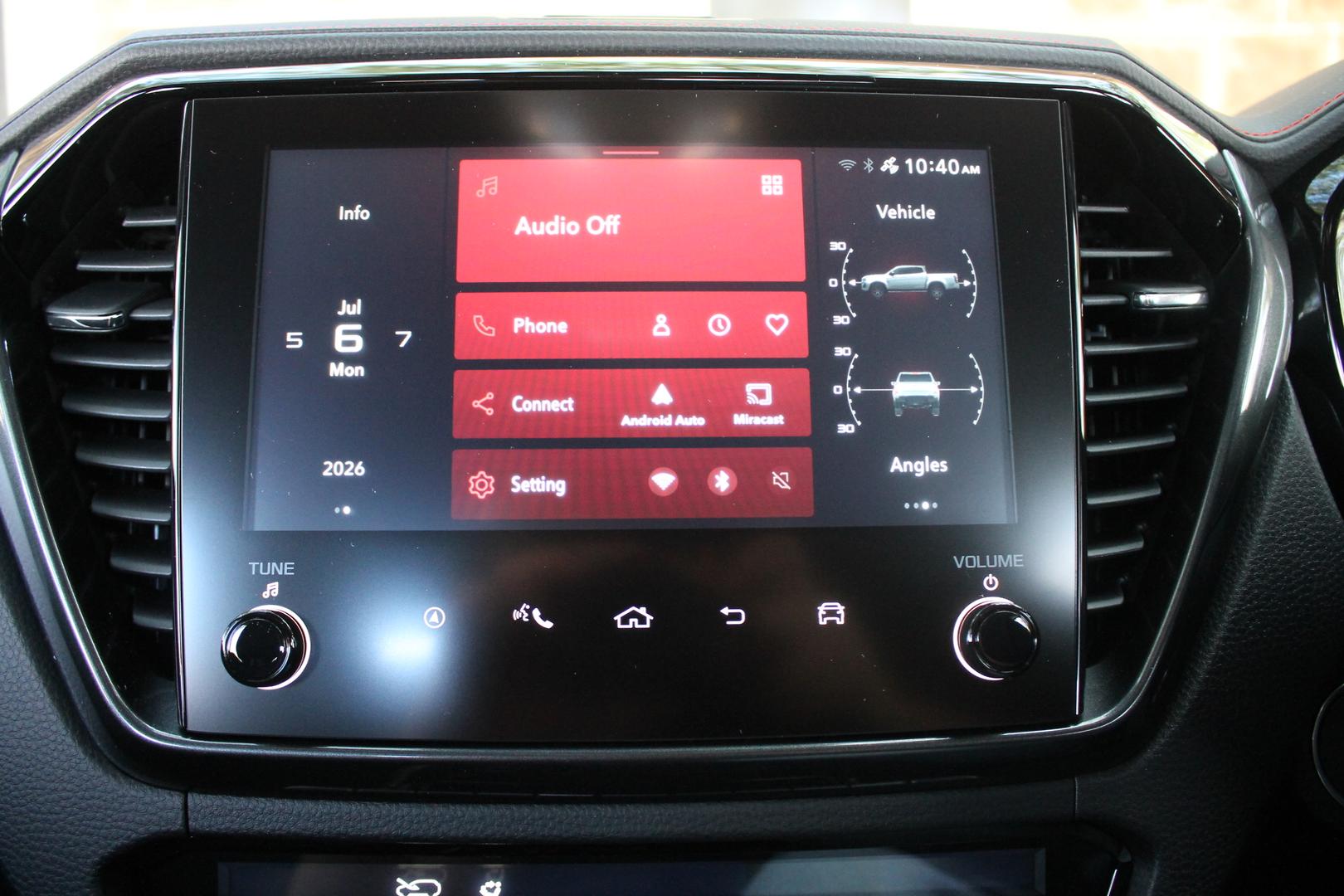 2025 Isuzu D-MAX XTERRAIN — photo 13