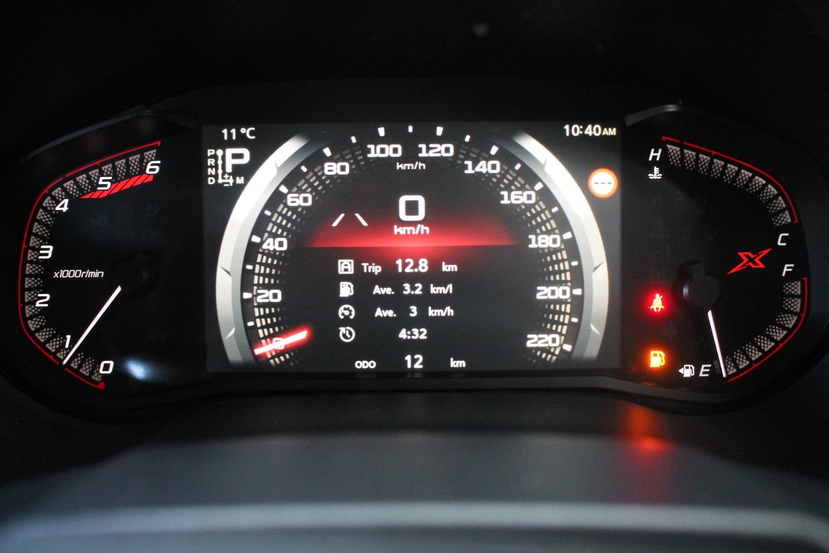 2025 Isuzu D-MAX XTERRAIN — photo 8