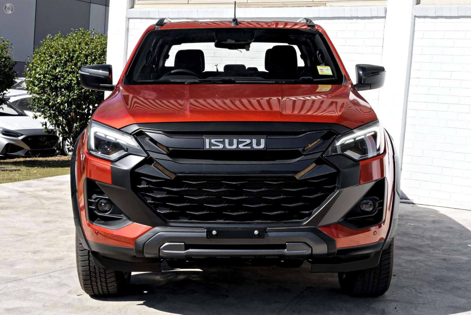 2026 Isuzu D-MAX XTERRAIN — photo 2