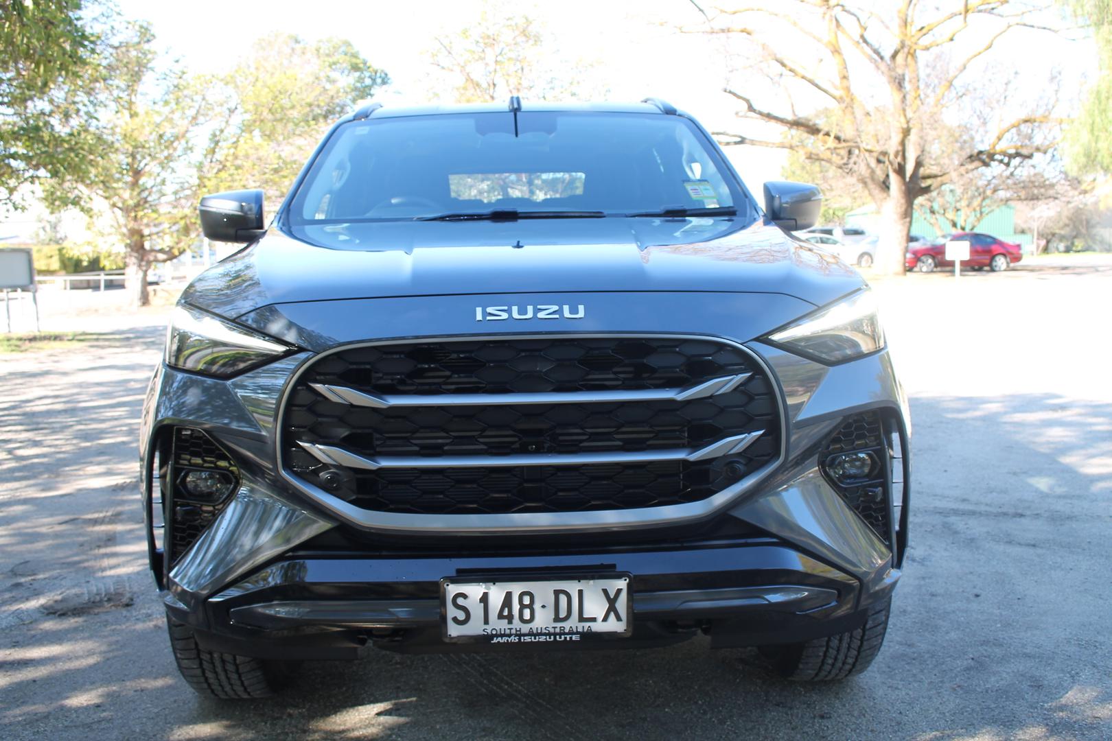 2025 Isuzu MU-X LSU — photo 7