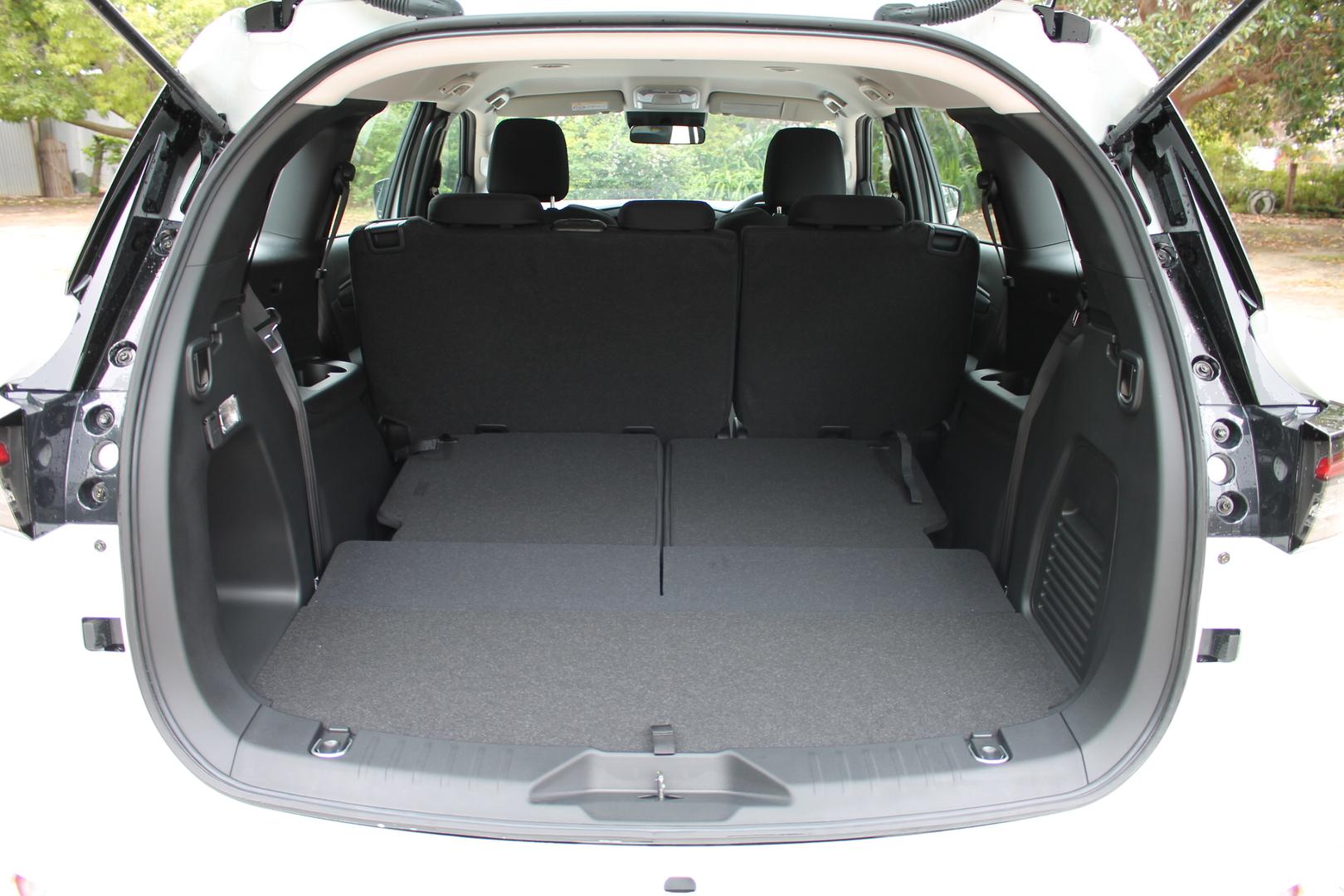 2026 Isuzu MU-X LSM — photo 18