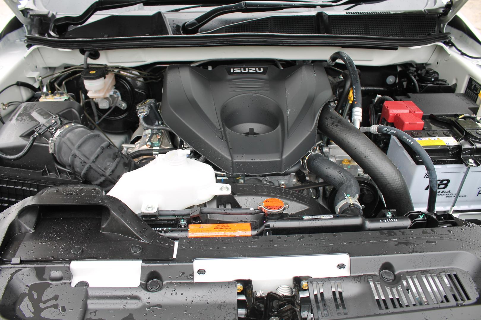 2026 Isuzu MU-X LSM — photo 22