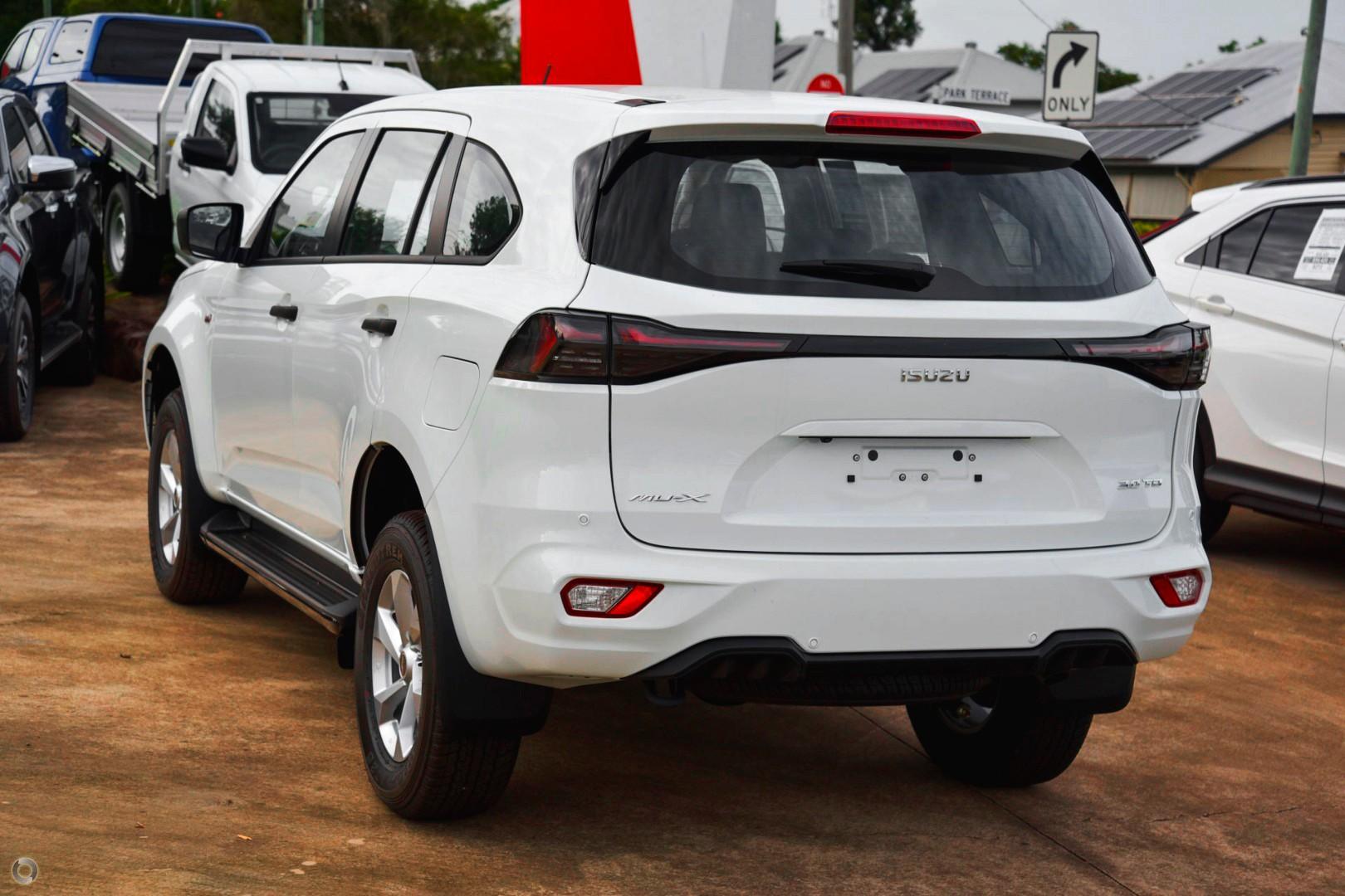 2026 Isuzu MU-X LSM — photo 5