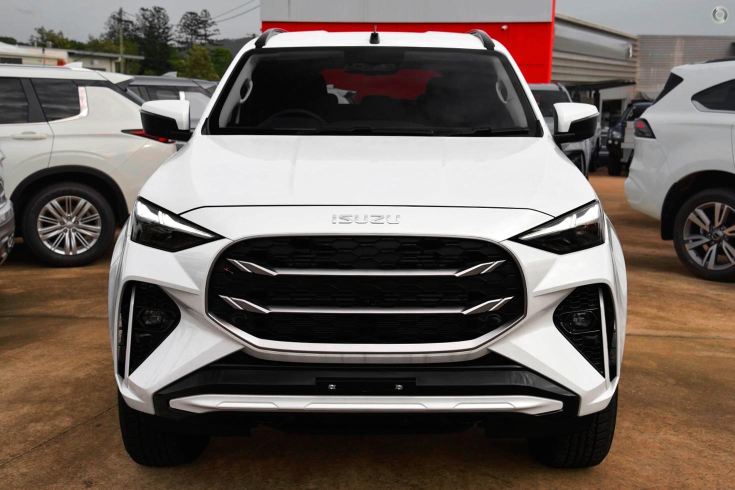 2026 Isuzu MU-X LSU — photo 2