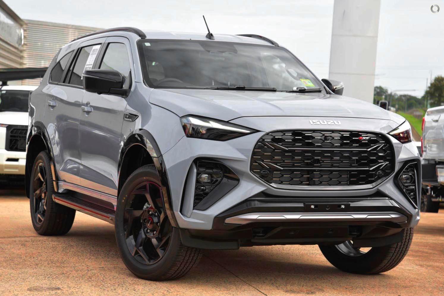 2026 Isuzu MU-X XTERRAIN — photo 1
