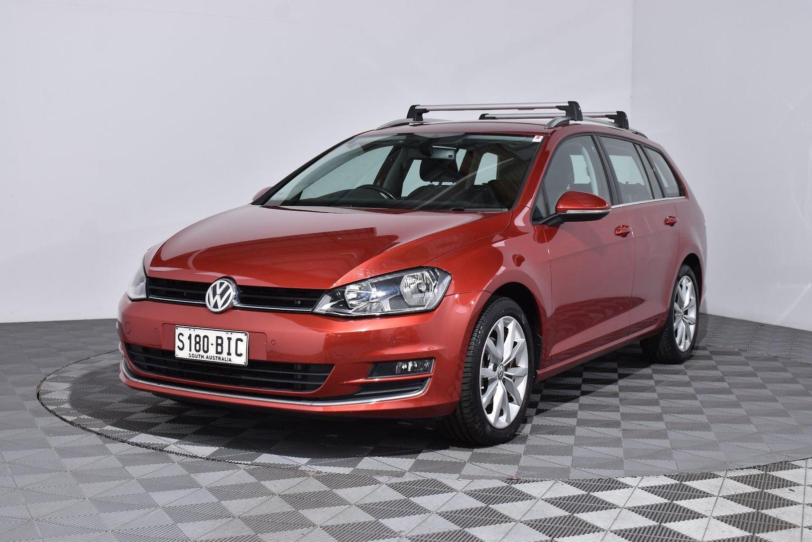 2015 Volkswagen Golf 103TSI Highline — photo 13