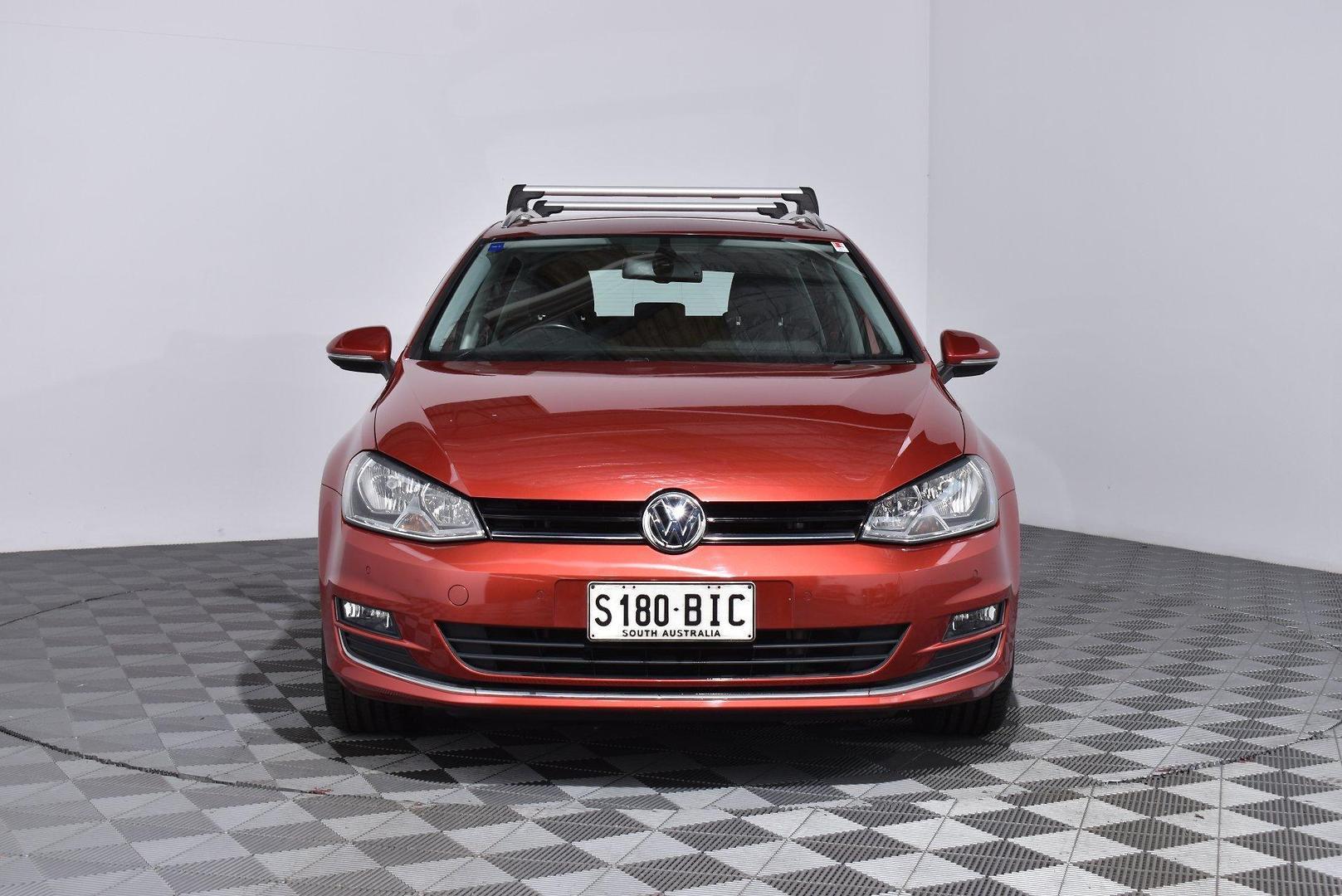 2015 Volkswagen Golf 103TSI Highline — photo 3