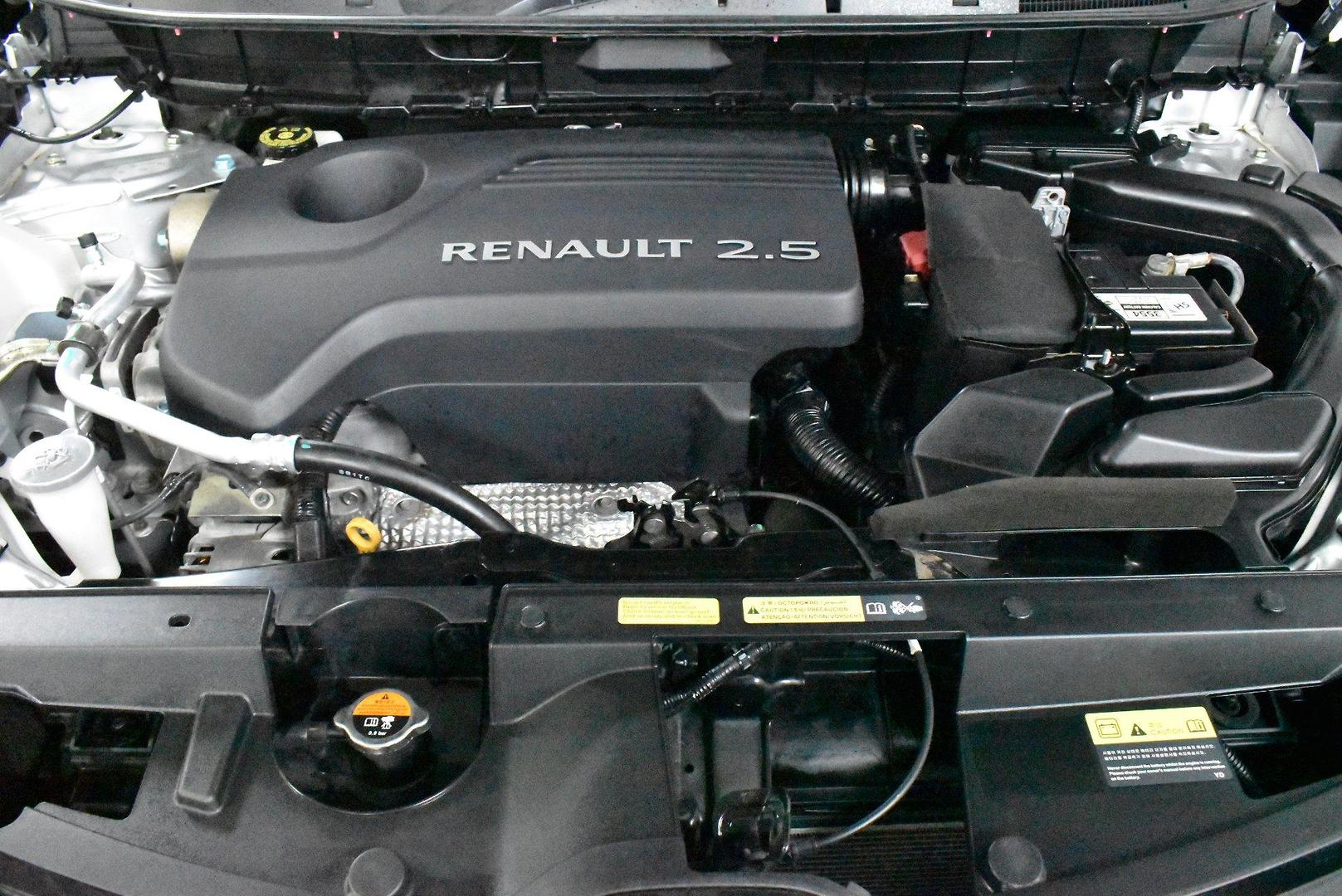 2017 Renault Koleos Zen — photo 16