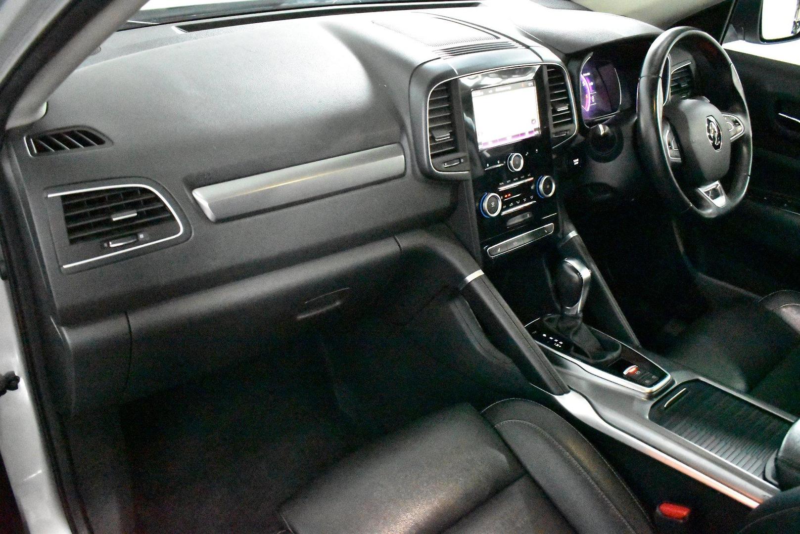 2017 Renault Koleos Zen — photo 6