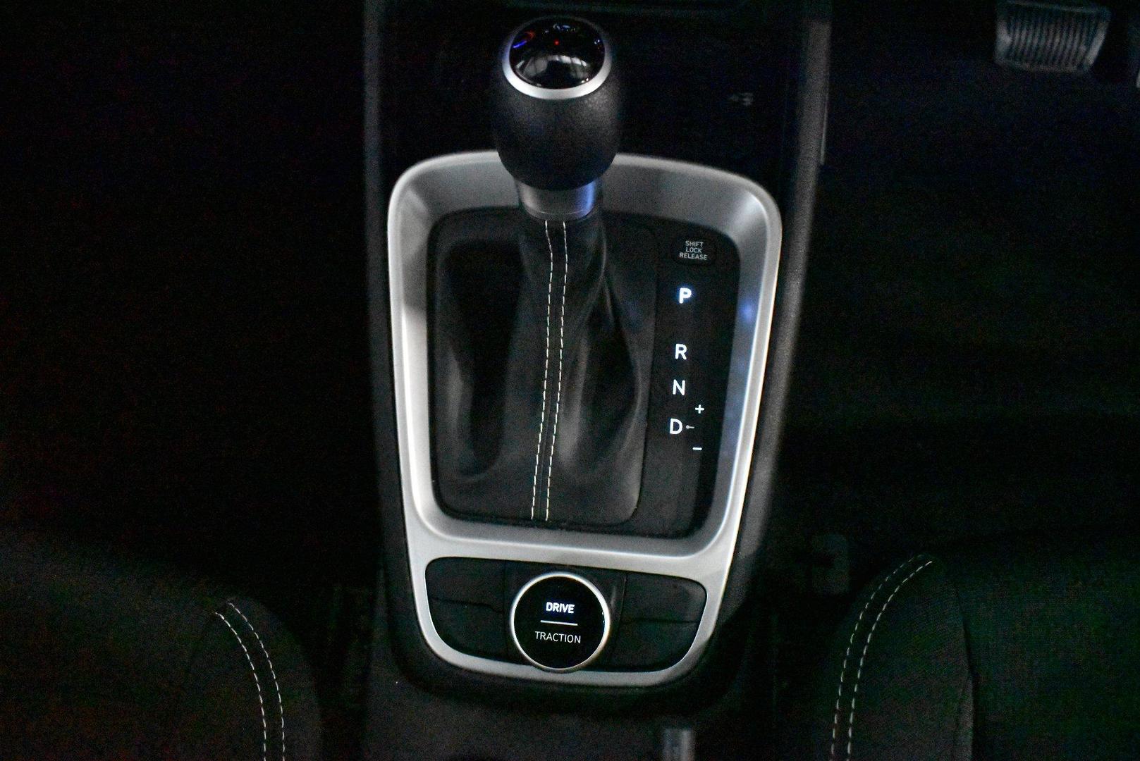 2022 Hyundai Venue — photo 20