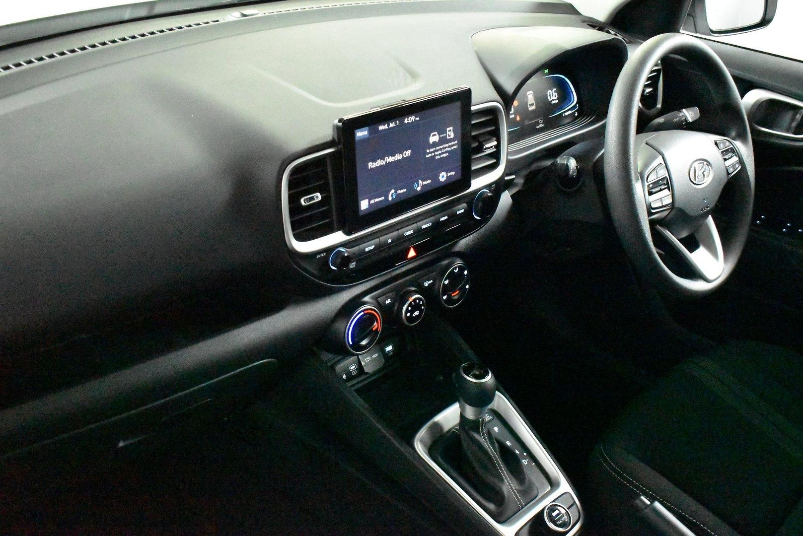 2022 Hyundai Venue — photo 6
