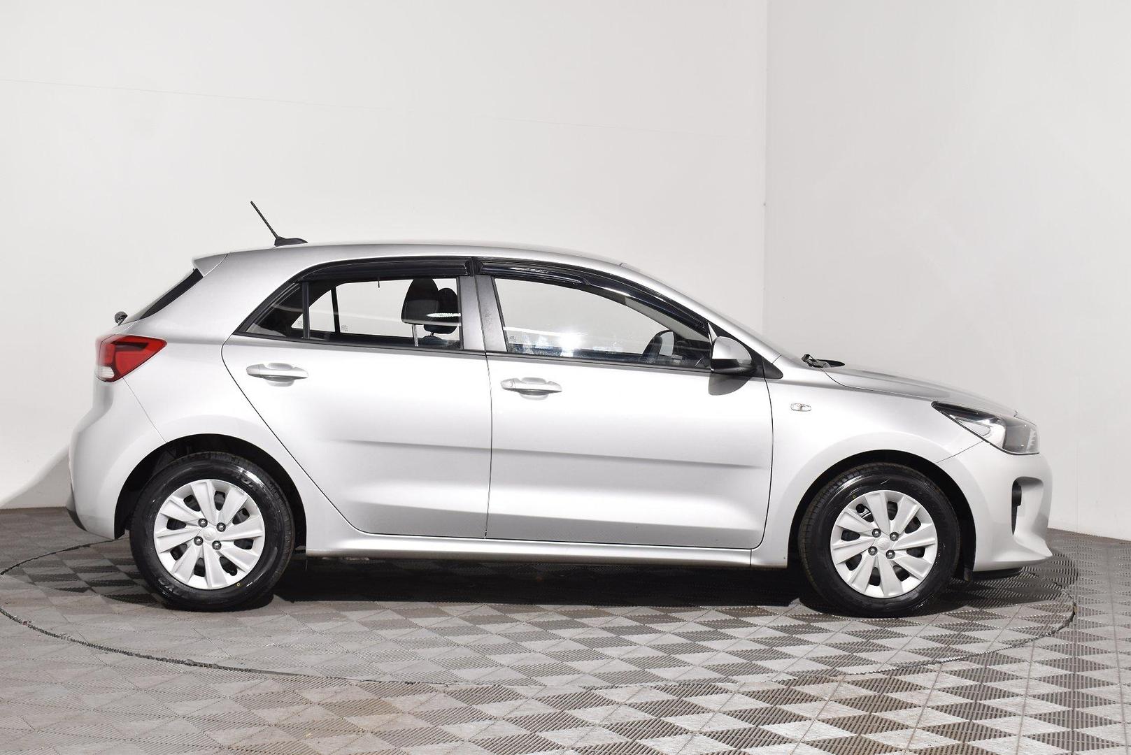 2018 Kia Rio S — photo 10