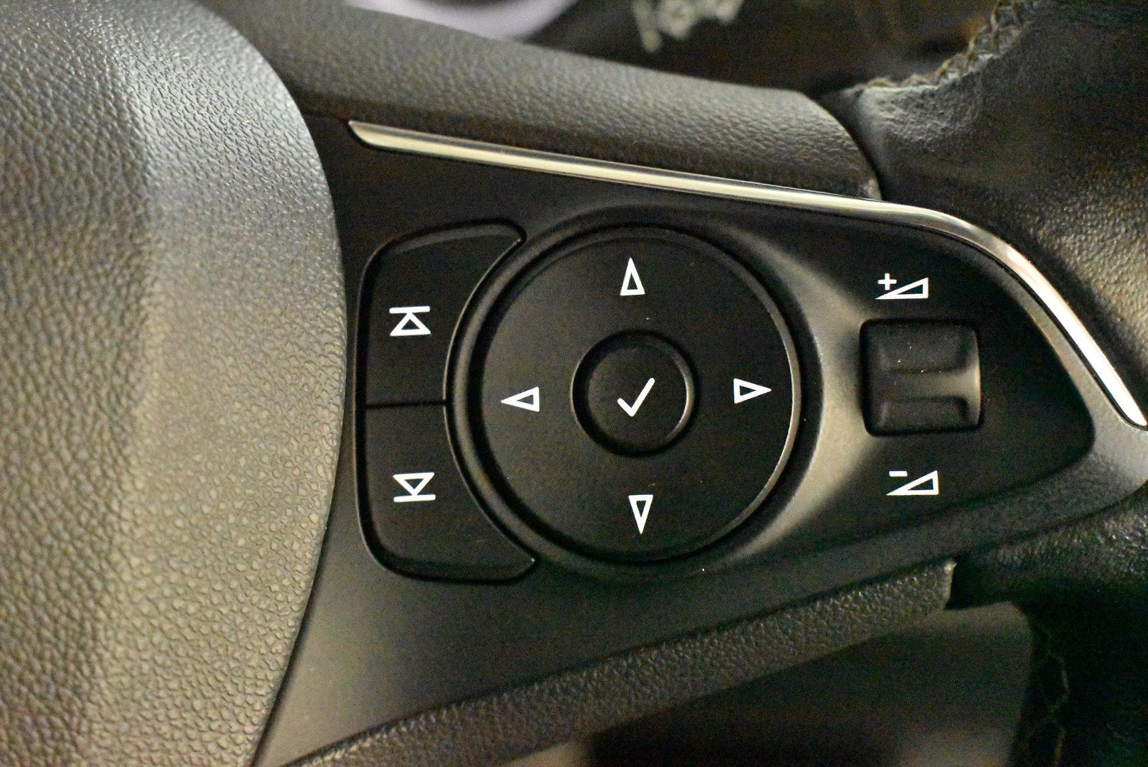 2018 Holden Calais — photo 22