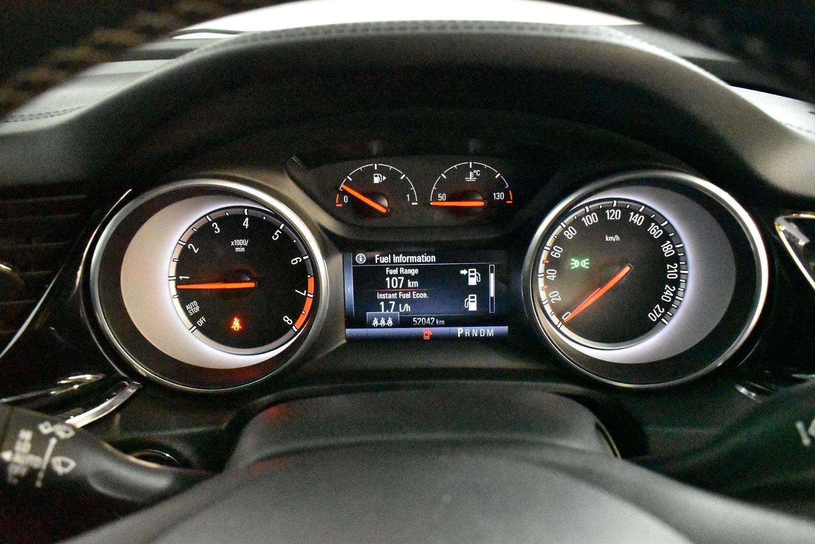 2018 Holden Calais — photo 25