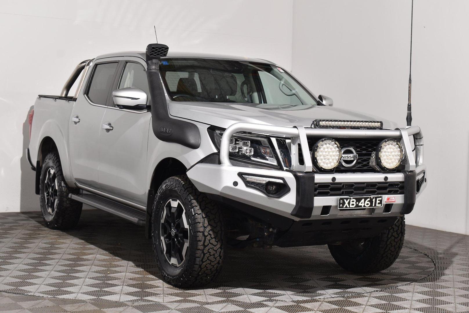 2021 Nissan Navara STX — photo 13