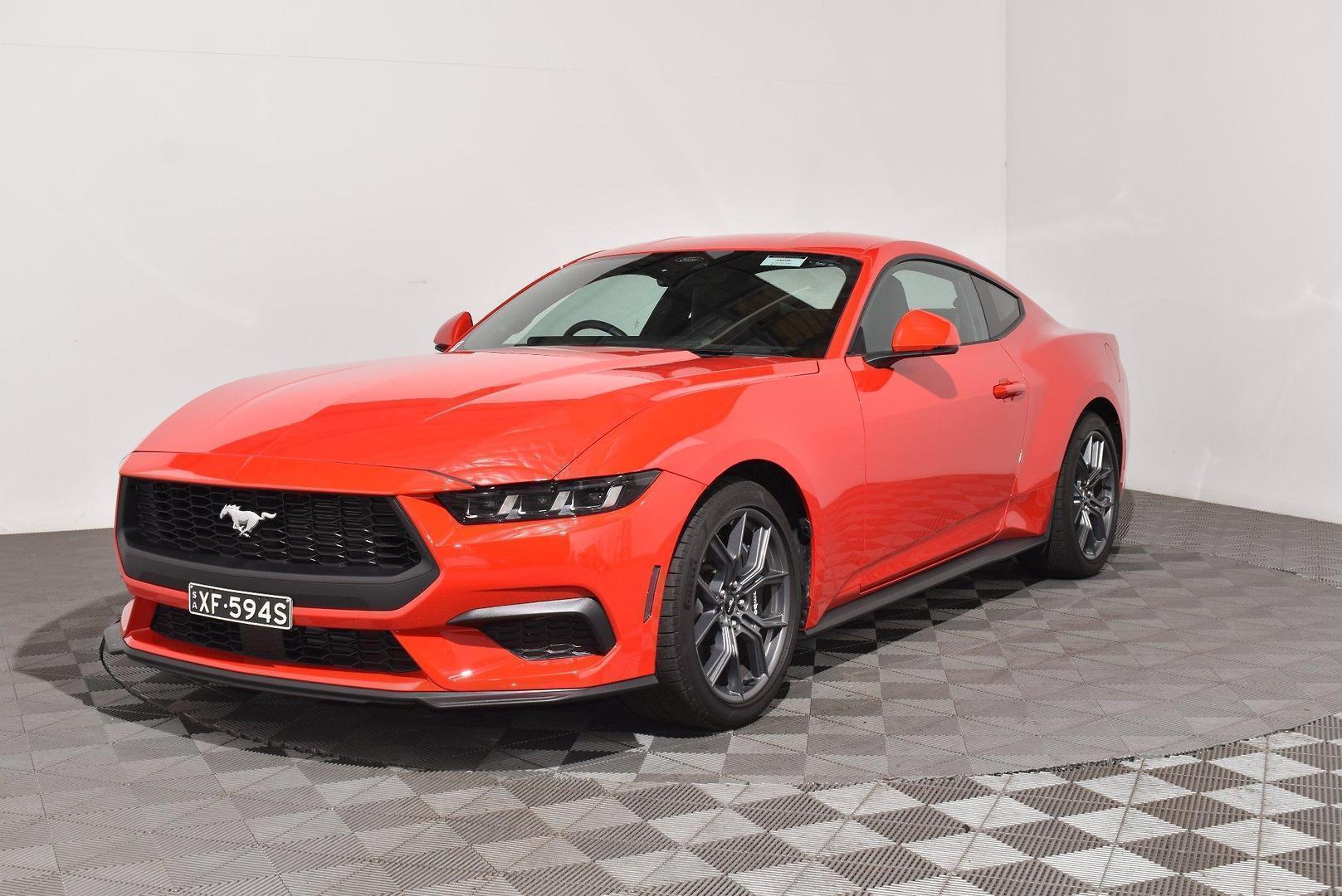 2024 Ford Mustang Ecoboost — photo 12