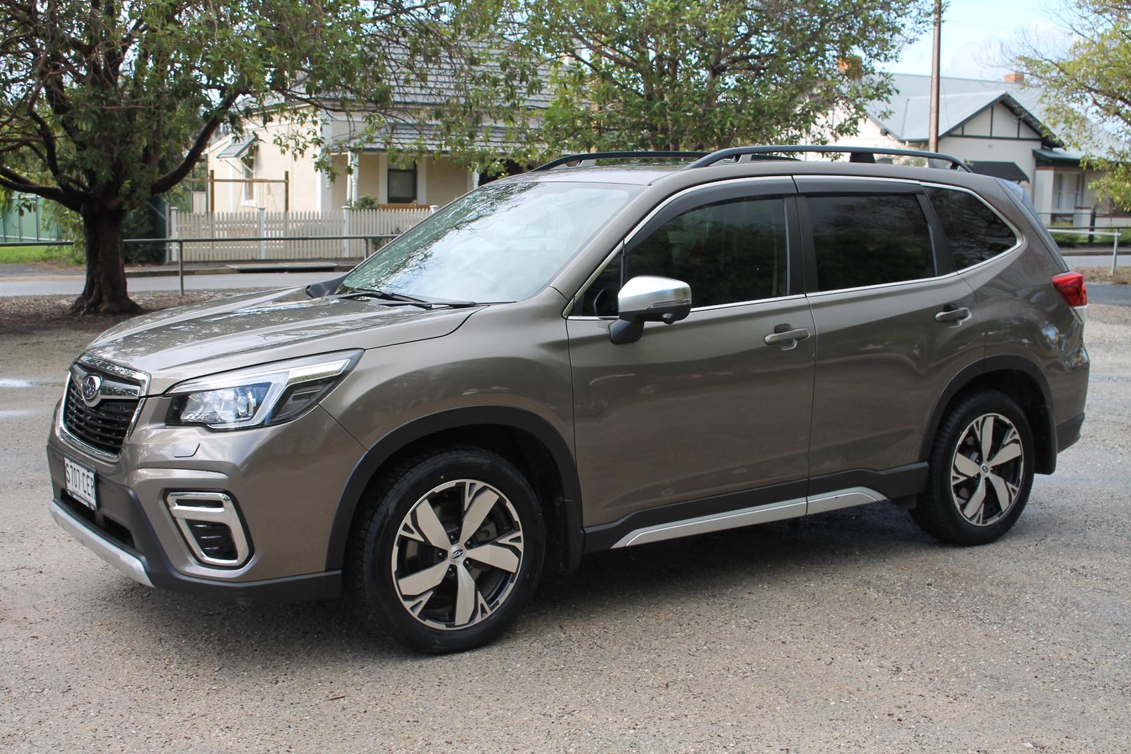 2020 Subaru Forester 25iS — photo 6