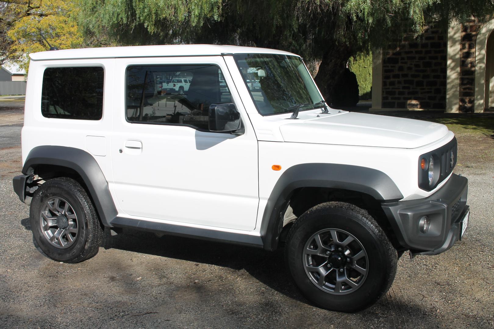 2022 Suzuki Jimny GLX — photo 19