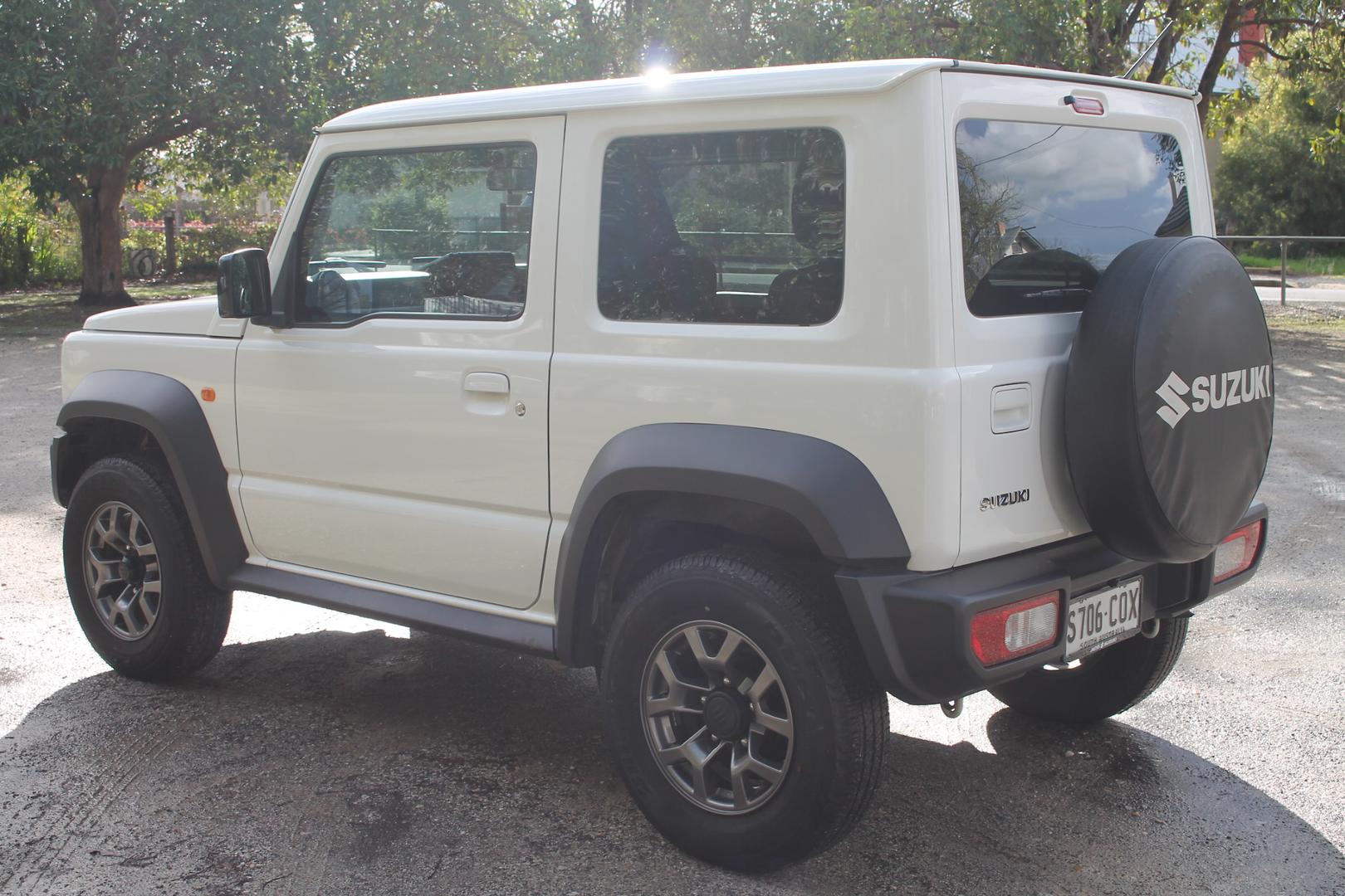 2022 Suzuki Jimny GLX — photo 5