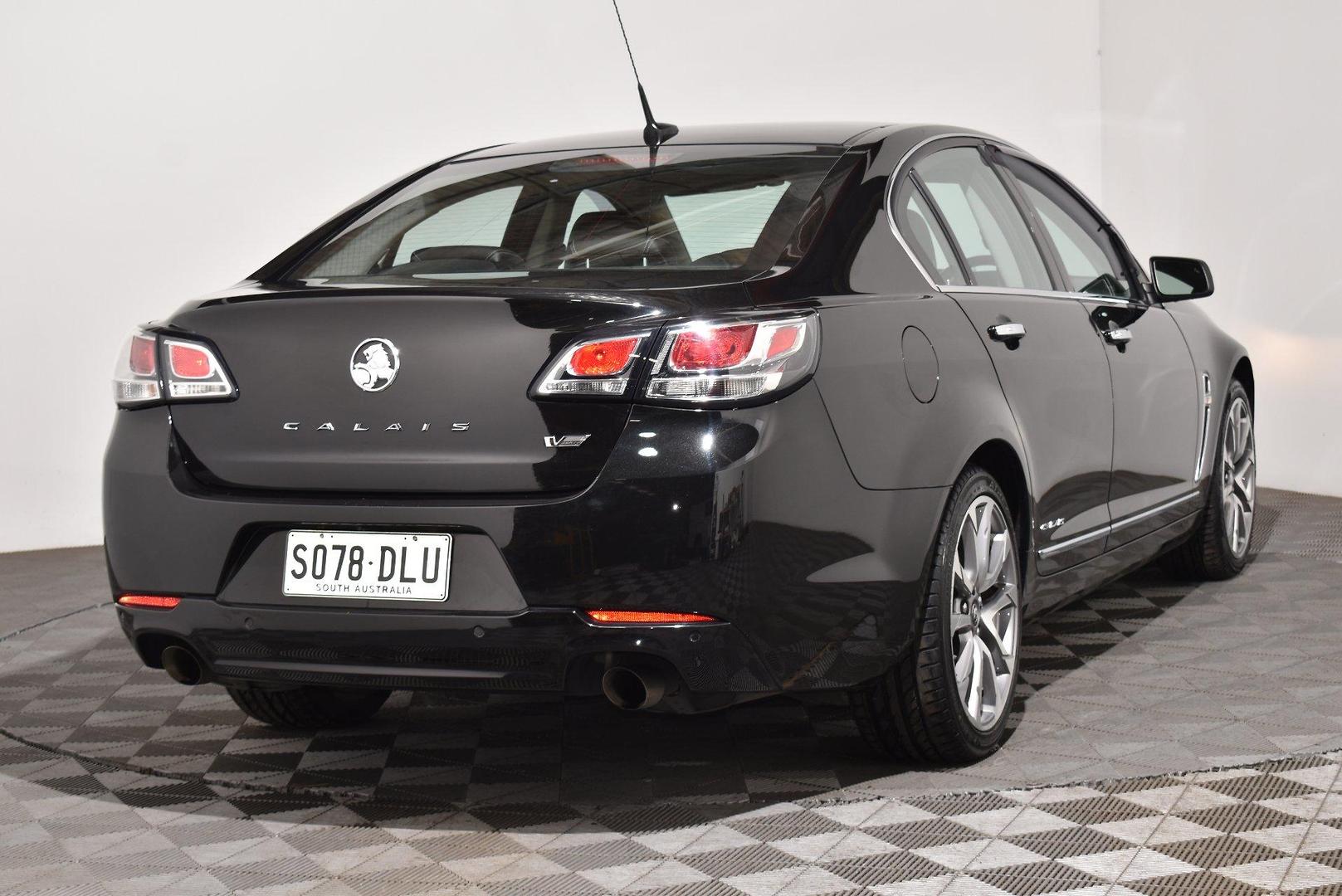 2017 Holden Calais V — photo 14
