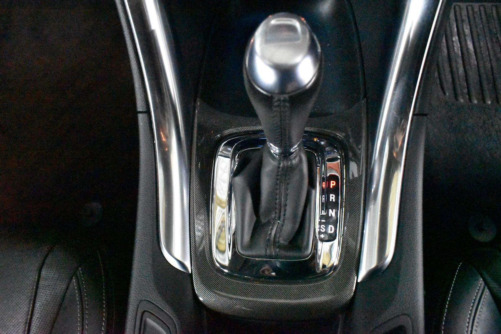 2017 Holden Calais V — photo 20