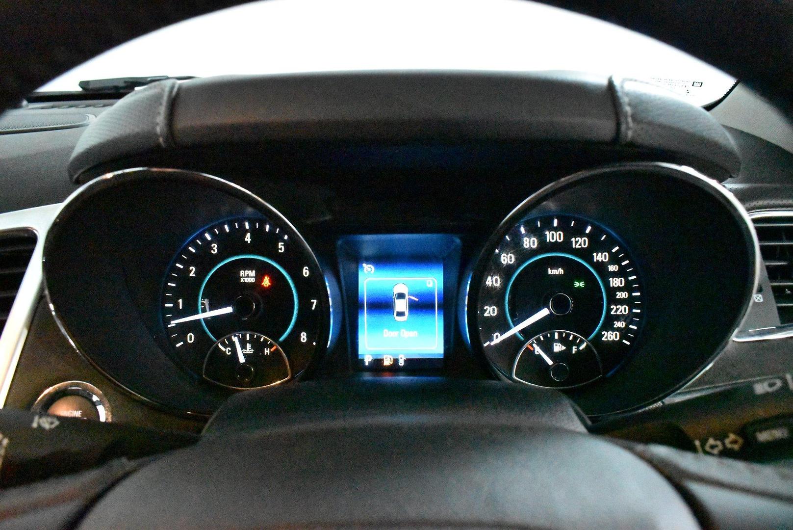 2017 Holden Calais V — photo 25