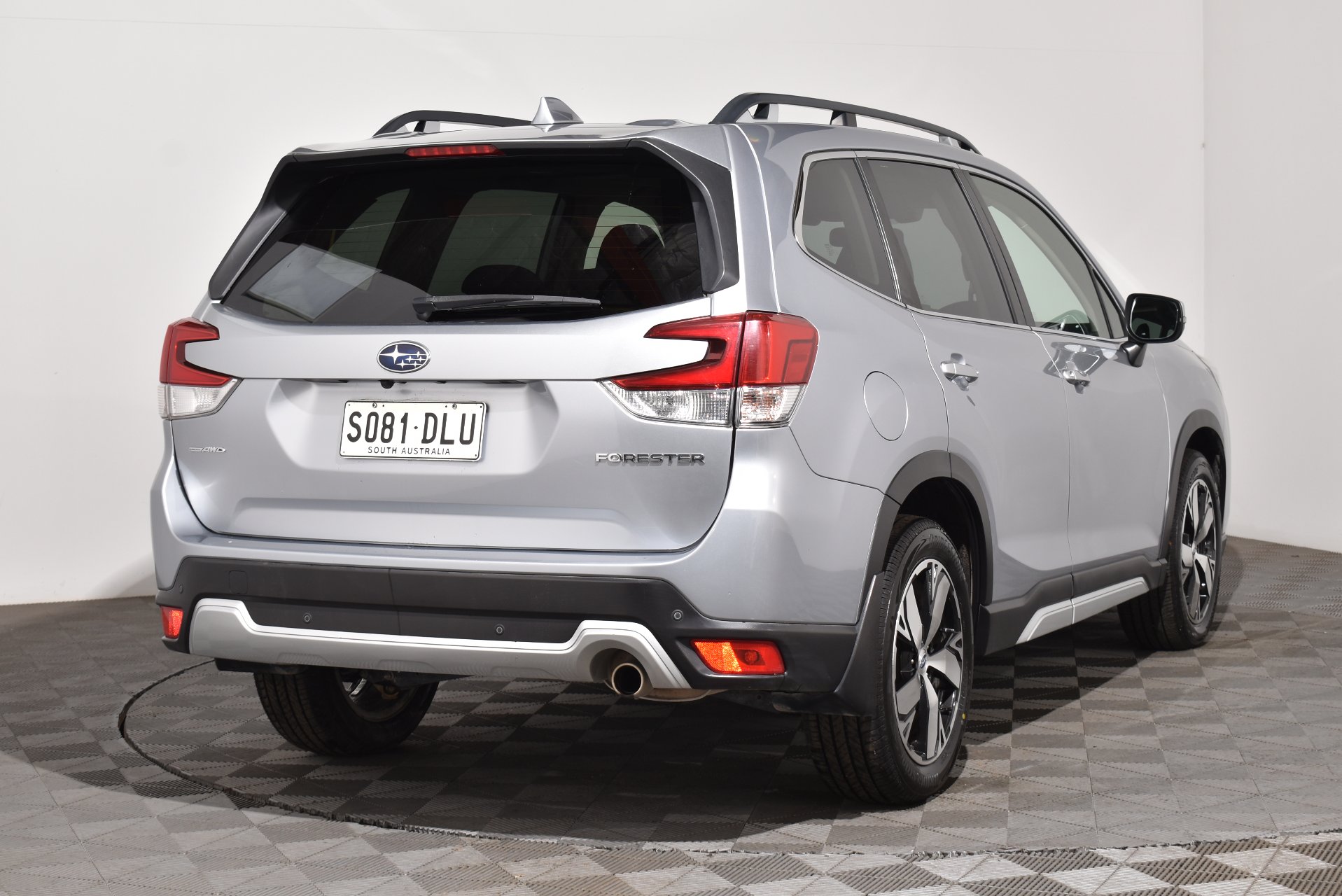 2019 Subaru Forester 25iS — photo 14