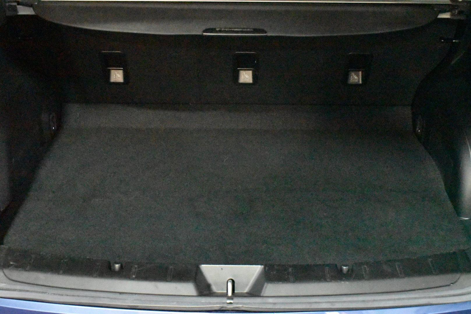 2017 Subaru Impreza 20iL — photo 16 of 26