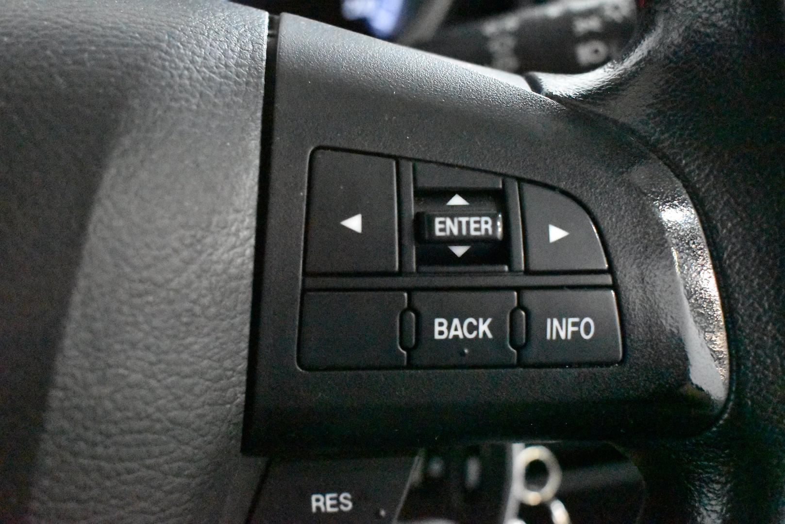 2012 Mazda 3 Neo — photo 26