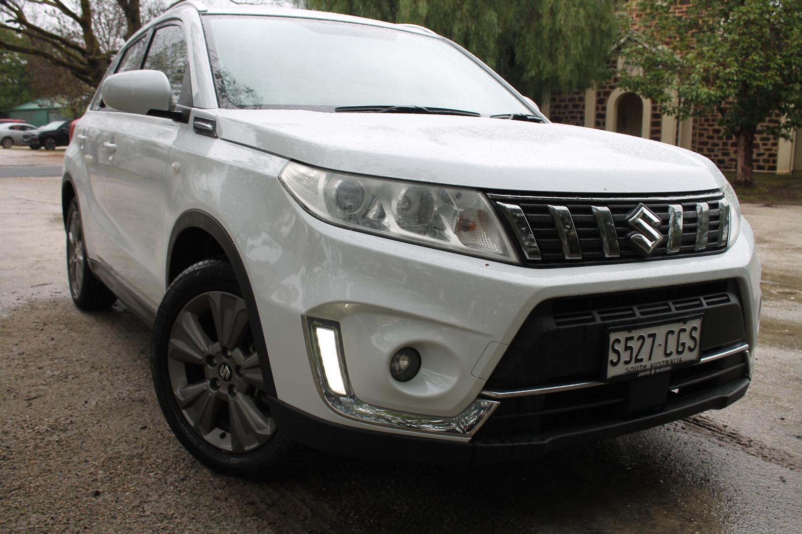 2020 Suzuki Vitara — photo 1