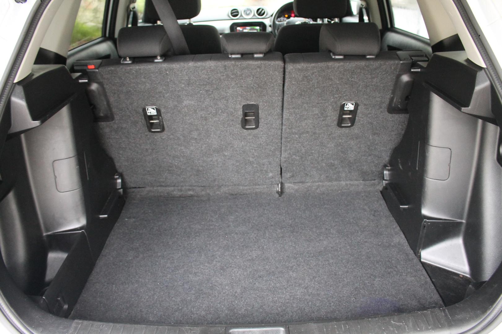 2020 Suzuki Vitara — photo 18