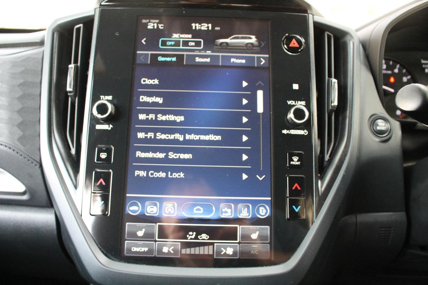 2025 Subaru Forester — photo 13