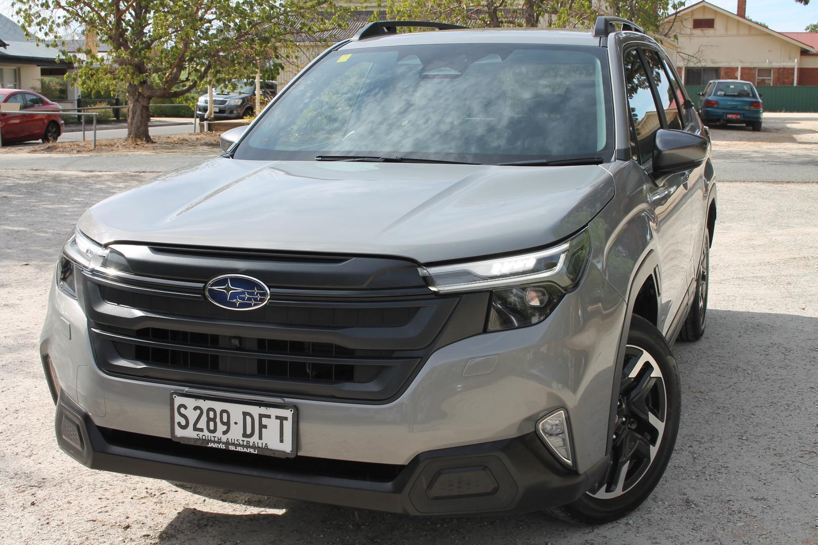 2025 Subaru Forester — photo 3