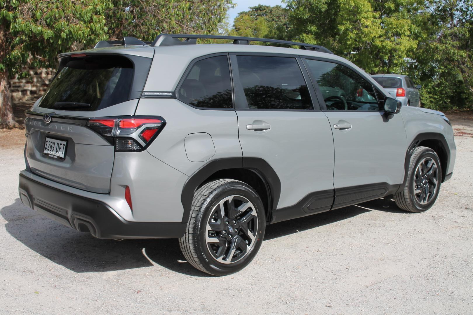 2025 Subaru Forester — photo 4
