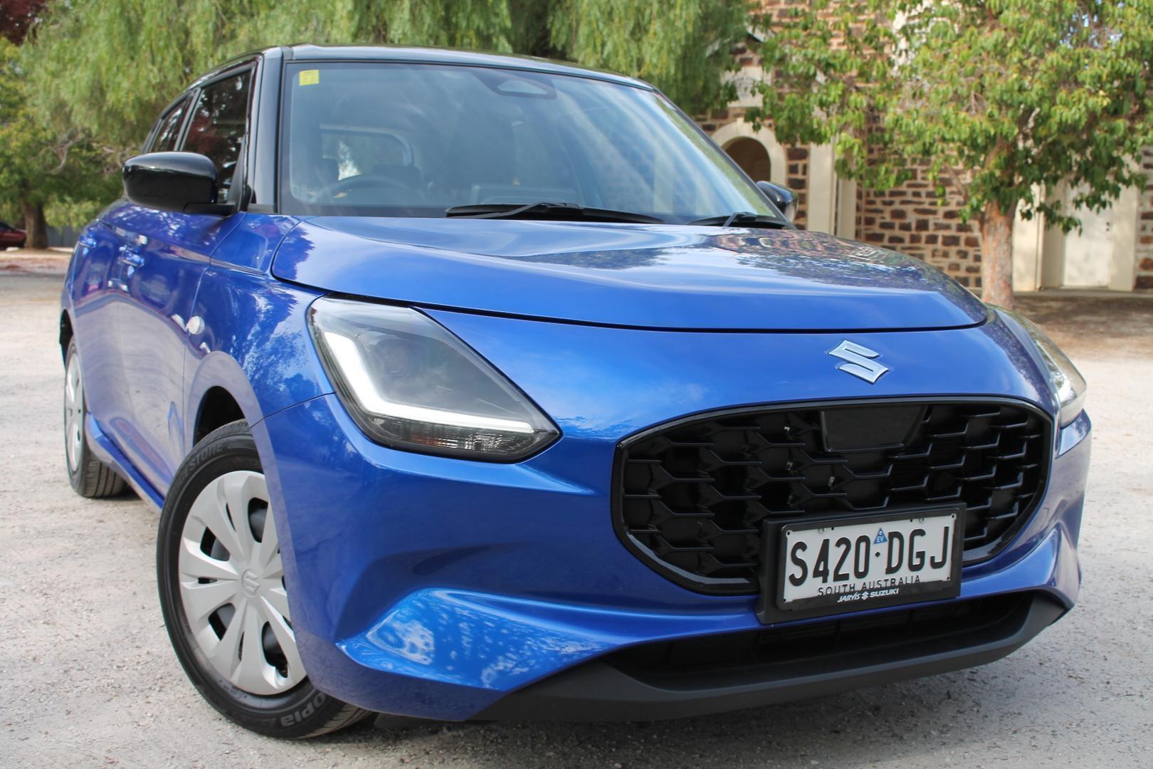 2025 Suzuki Swift Hybrid — photo 1