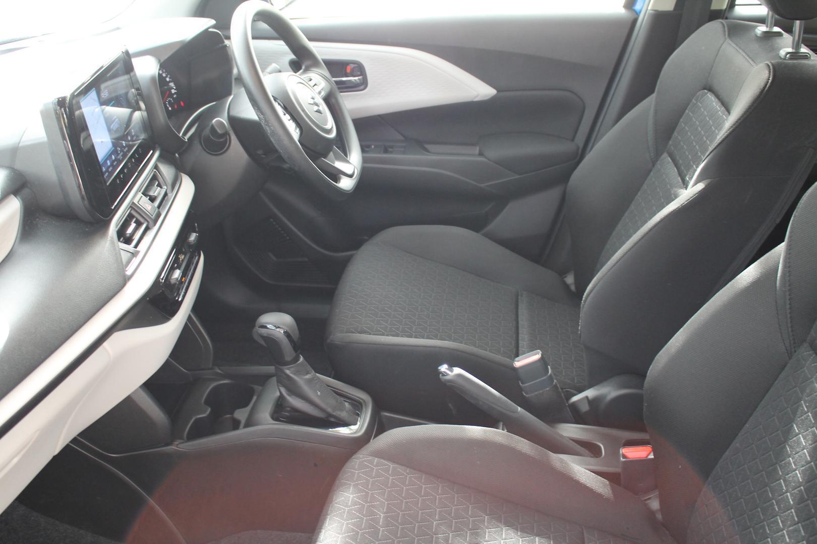 2025 Suzuki Swift Hybrid — photo 16