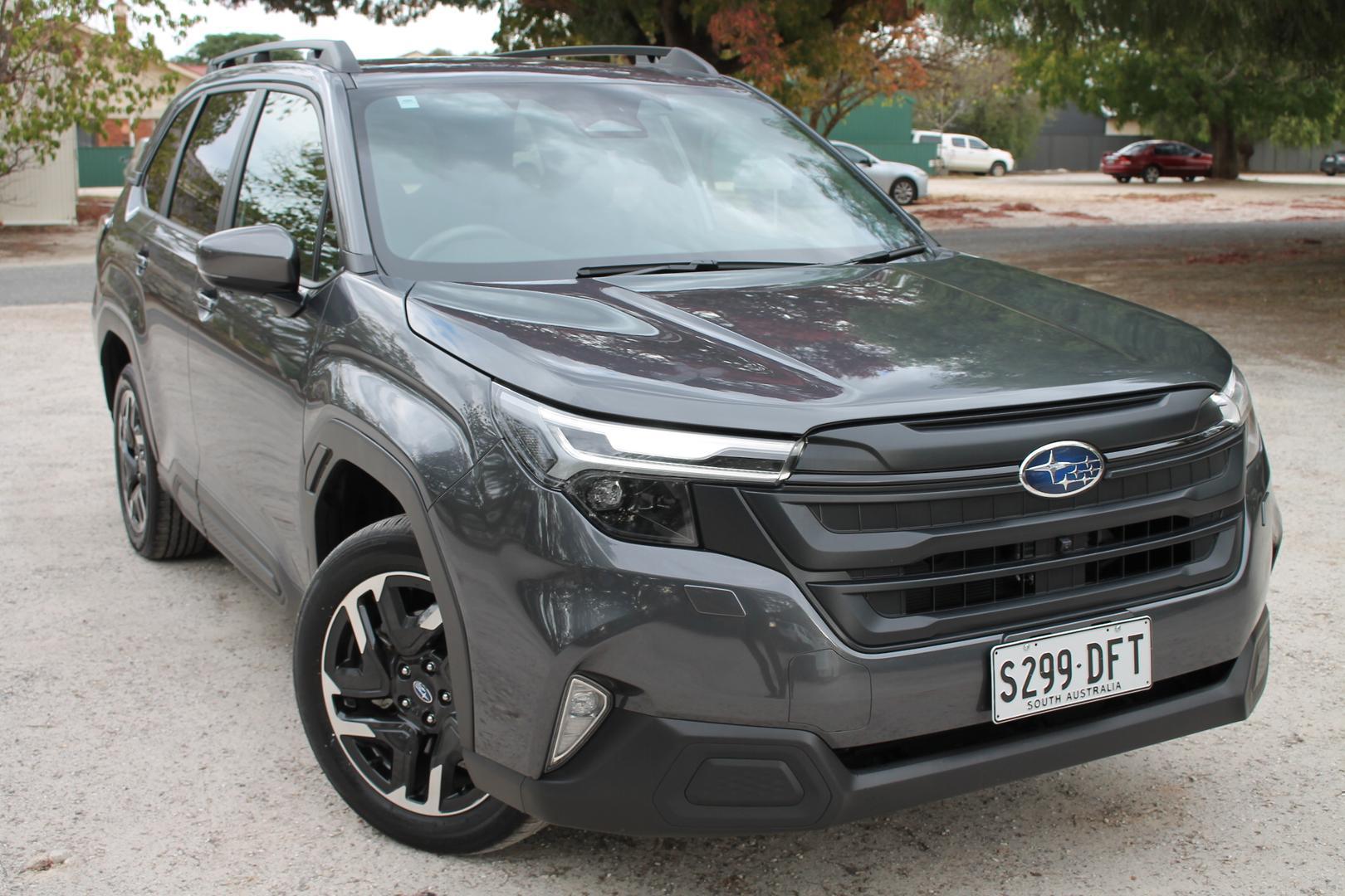 2025 Subaru Forester — photo 1
