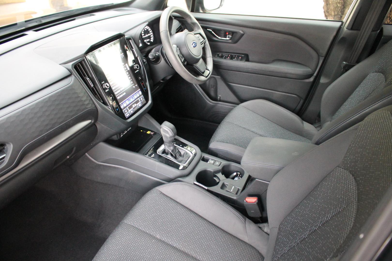 2025 Subaru Forester — photo 14
