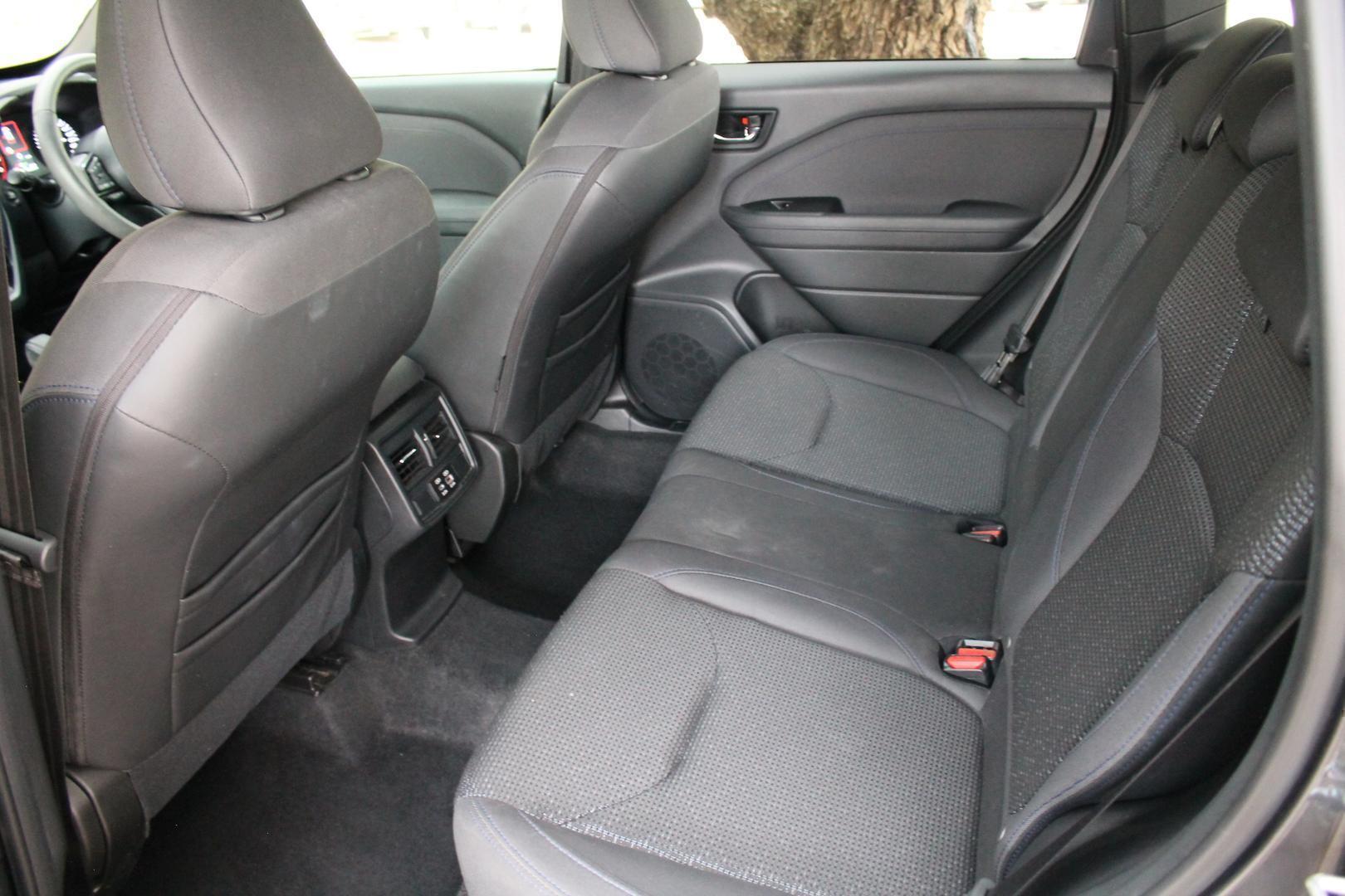 2025 Subaru Forester — photo 15