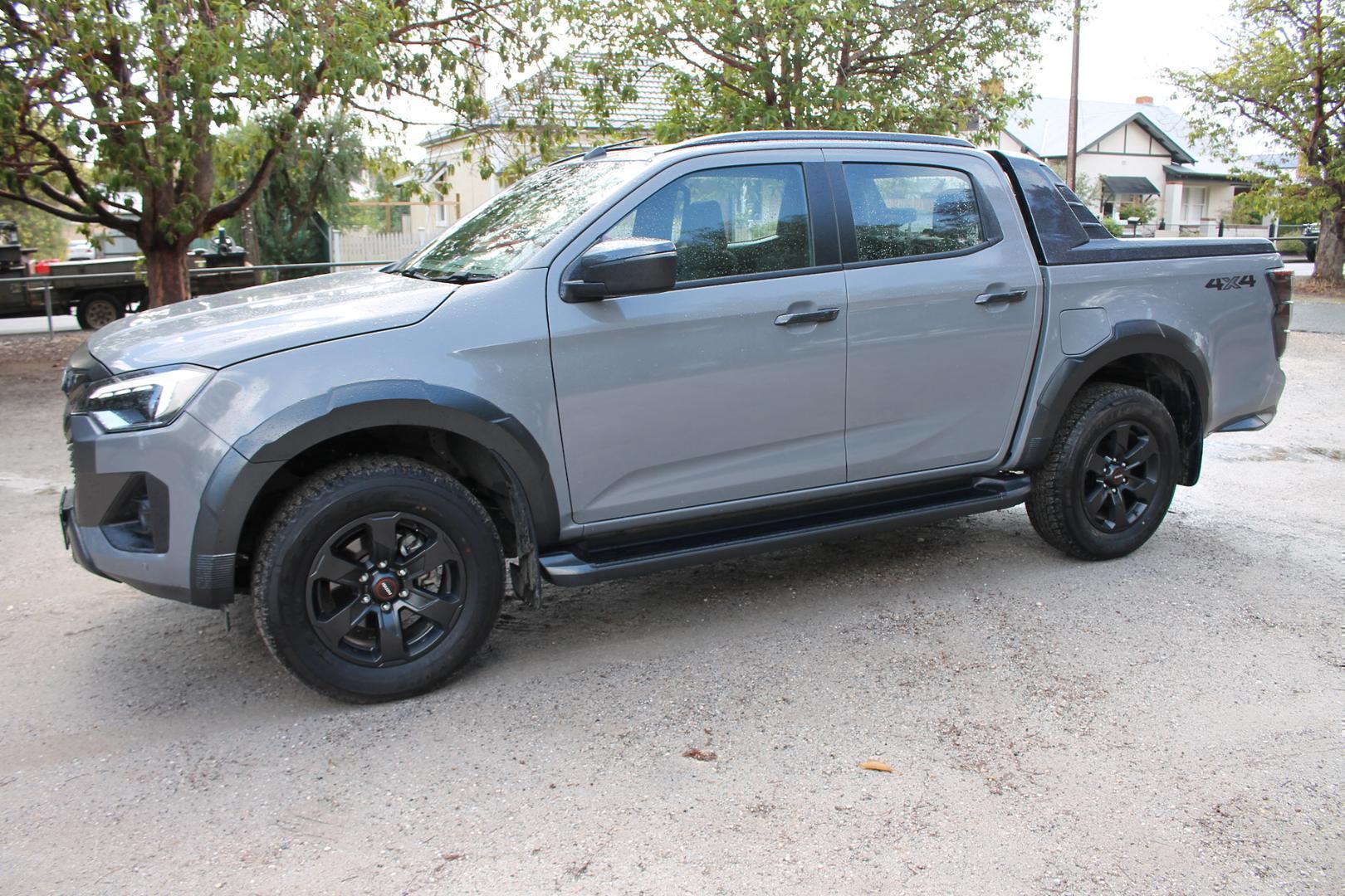 2025 Isuzu D-MAX XTERRAIN — photo 23